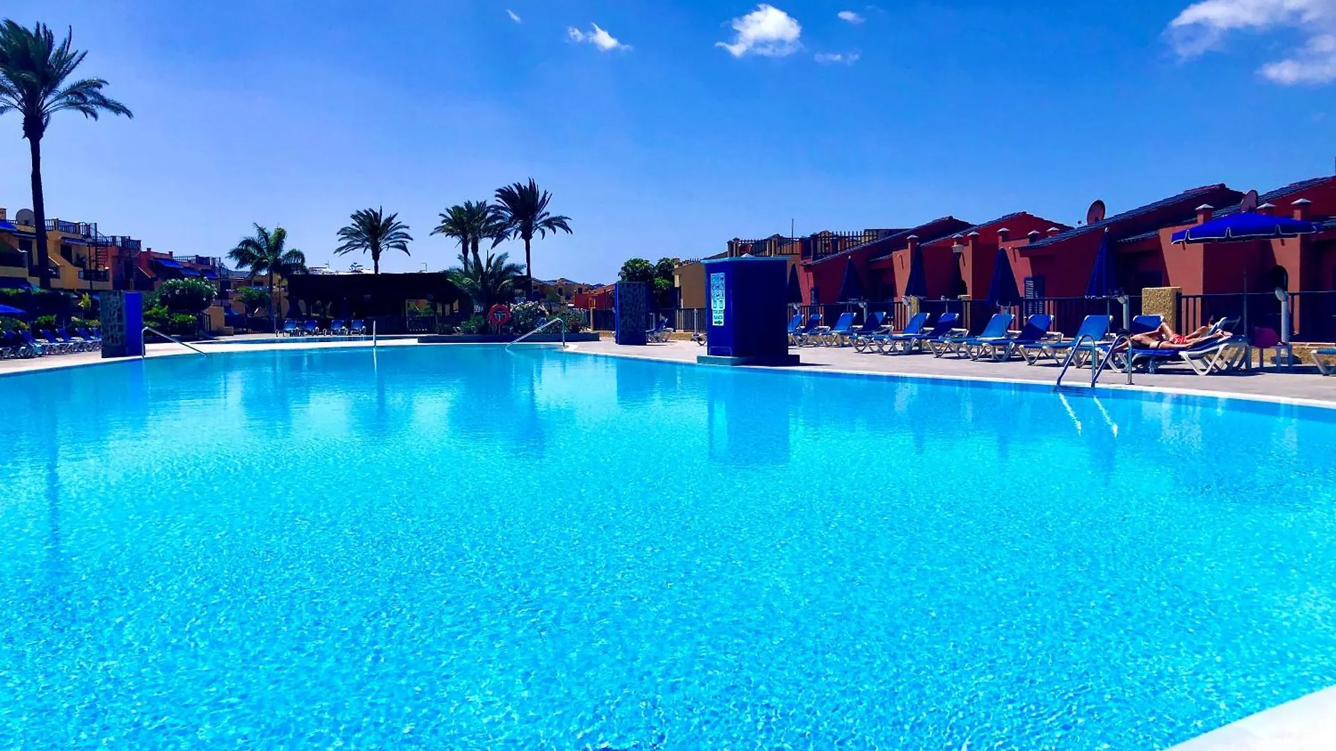 Beach And Golf 4 Bedroom Holiday Home 마스팔로마스 0*,  스페인